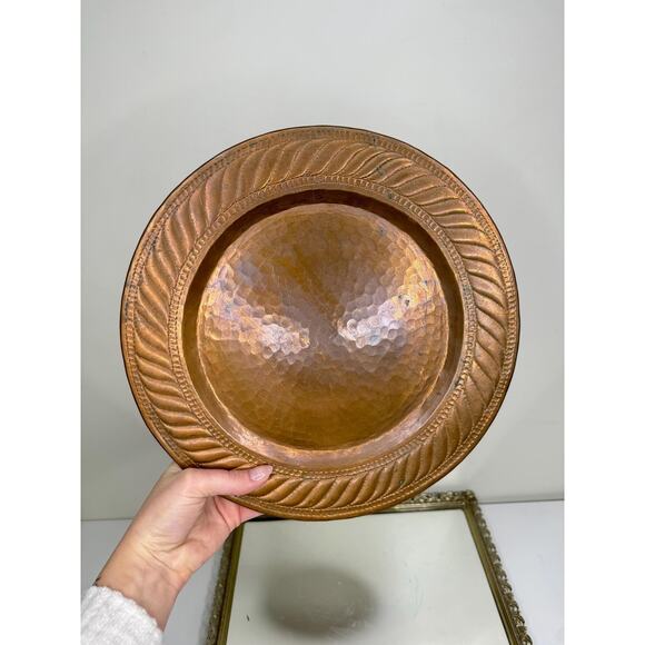 Large Round Copper Serving Tray - Vintage Plant or Drink Tray - Picture 7 of 8